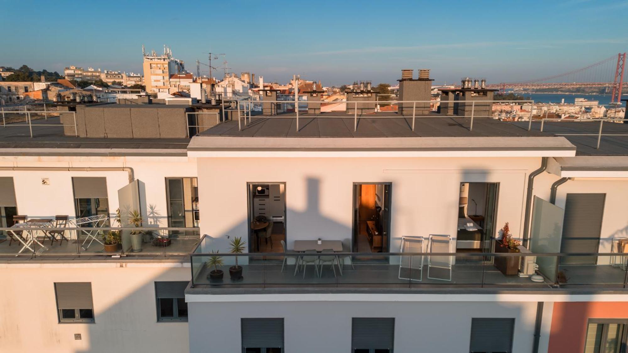 Premium Flat At Ajuda/Belem With Balcony, Parking! Leilighet Lisboa Eksteriør bilde